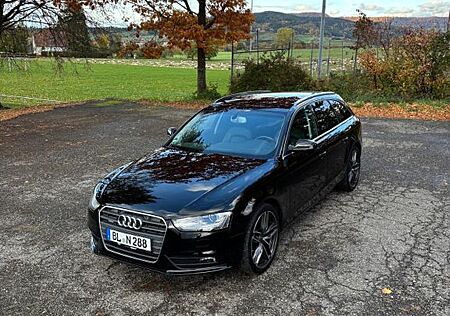 Audi A4 B8 3.0 TDI QUATTRO S tronic Avant