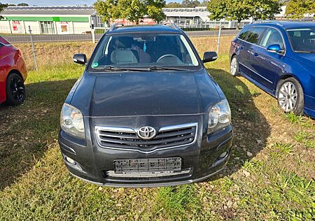 Toyota Avensis Kombi 2.0 D-4D