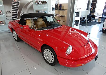 Alfa Romeo Spider Serie 4 in TRAUM Zust./Top Hist/Scheckhef