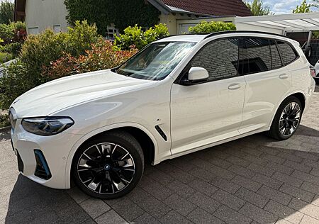 BMW iX3 MSport, 80KWH,Pano,AHK,HUD,DrivAssPro,HarmanK