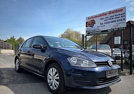 VW Golf Volkswagen VII Lim. Comfortline 2,0 TDI //2HD // Navi