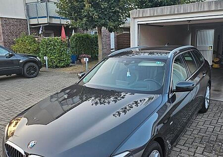 BMW 520d Touring Luxury Line
