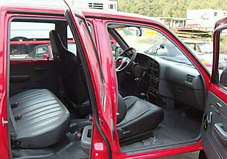 Toyota Hilux Doka 4X4 LKW Zulassung Diesel