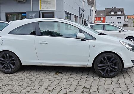 Opel Corsa 1.4 Twinport ECOTEC Color Edition