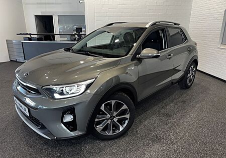 Kia Stonic Platinum AUTOM NAVI+CAM SCHIEBEDACH LEDER