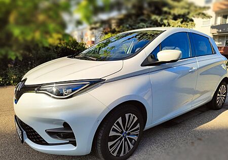 Renault ZOE Riviera: AHK, CCS, Batterie inkl., TÜV neu