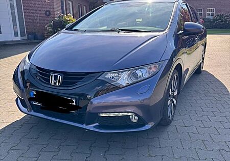 Honda Civic 1.8 i-VTEC Sport Tourer Sport