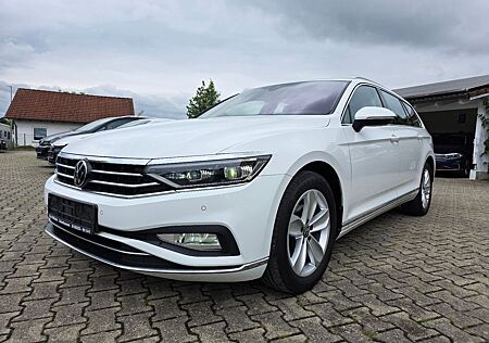 VW Passat Variant Volkswagen Passat Var Elegance AHK IQ.Matrix Memory el.Heck