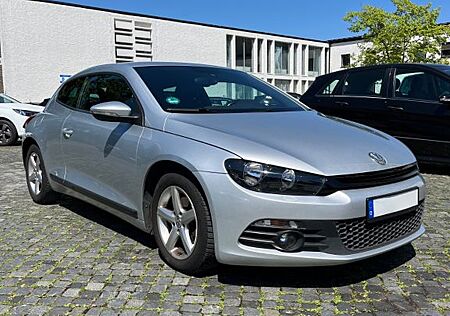 VW Scirocco Volkswagen 2.0 TDI DSG -