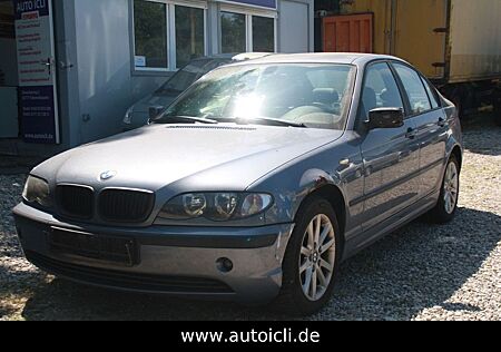 BMW 318i Edition Lifestyle * KLIMAAUTOMATIK * PDC *