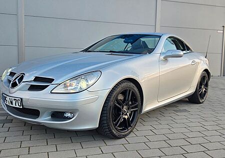 Mercedes-Benz SLK 350 Airscarf / Schaltwagen / sehr gepflegt
