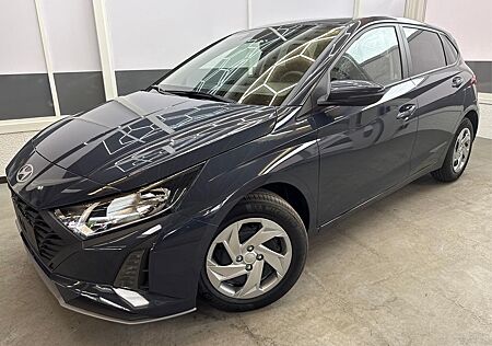 Hyundai i20 COMFORT FL NAVI RFK TEMPOMAT 1.2 MPI 57,9...