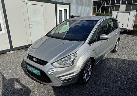 Ford S-Max Titanium