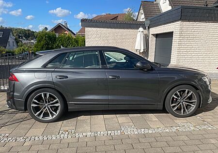 Audi SQ8 TDI quattro tiptronic -