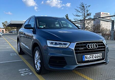 Audi Q3 2.0 TFSI 132kW quattro S tronic -