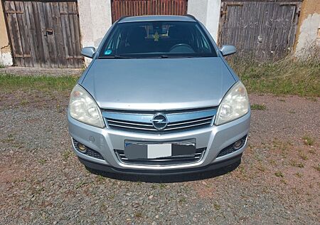 Opel Astra Caravan 1.9 CDTI TÜV bis 10/25