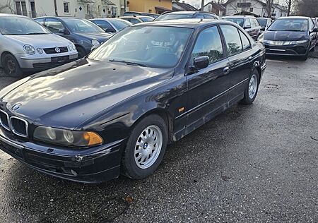 BMW 525i *LEDER*AUT*XEN*PDC*M-LENKRAD