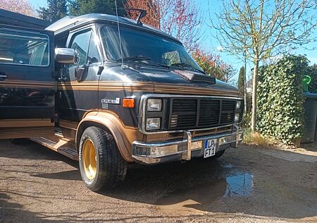 Chevrolet Chevy Van