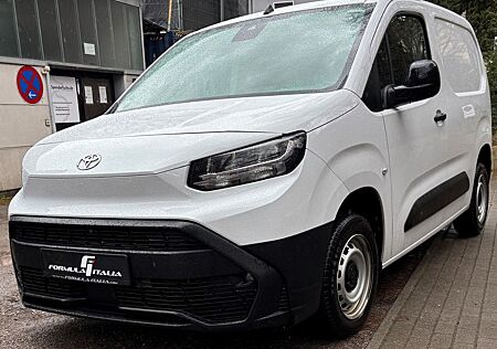 Toyota Pro Ace L1 Meister mit Klima, Virtual, Navi, Carplay