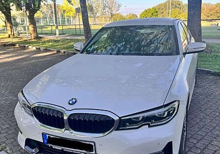 BMW 320d Sport Line Automatik Sport Line