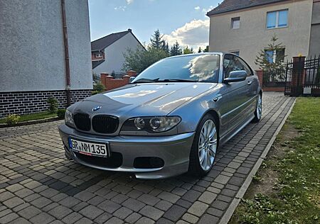 BMW 325Ci -