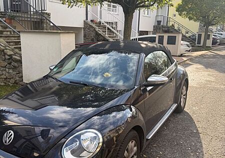 VW Beetle Volkswagen 2.0 TDI BMT Design Cabriolet Design