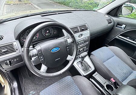 Ford Mondeo 2.0/146PS/AUTOMATIK/1.HAND/NUR92TKM
