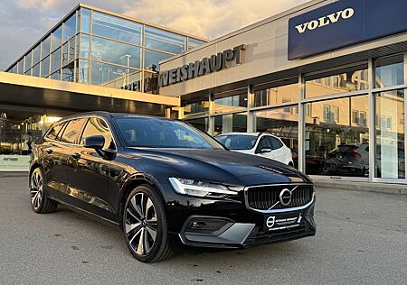 Volvo V60 B4*Core*NP64820*ACC*AHK*Standhzg*Leder*19Z