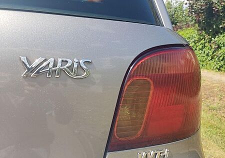 Toyota Yaris 1.3 -