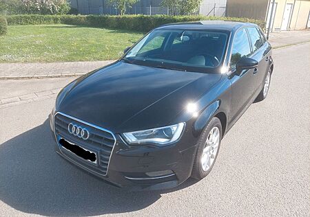 Audi A3 Sportback, 1.4 TFSI Attraction