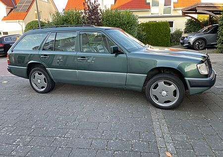 Mercedes-Benz 300 TE 4MATIC, guter Zustand, TÜV 04/25 neu