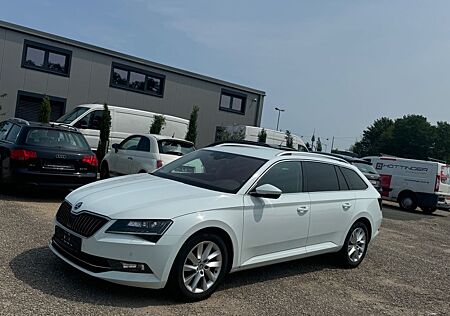 Skoda Superb Combi Style 4x4*Aut*LED*AHK*