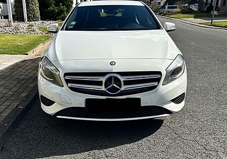 Mercedes-Benz 200 A