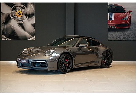 Porsche 911 Urmodell Carrera 911 TYPE 992 COUPE 4S 3.0I 450 PDK .