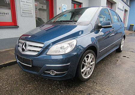 Mercedes-Benz B 200 Automatik Avandgarde AHK Leder