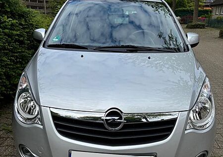Opel Agila 1.2 Automatik Edition