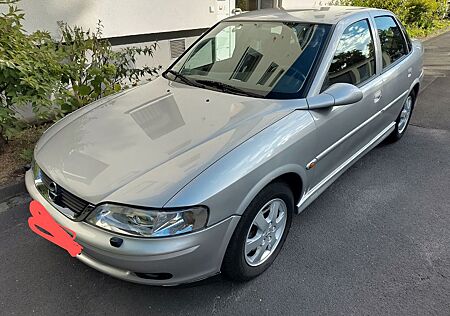 Opel Vectra B, 101.000 km, TÜV, 125 PS