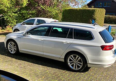 VW Passat Variant Volkswagen 2.0 TDI SCR Highline Variant ...