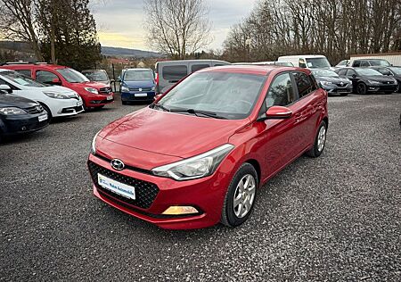 Hyundai i20 Trend KLIMA TEMPOMAT SZHZG PDC