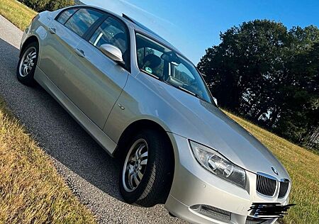 BMW 318i