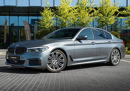 BMW M550i xDrive A -