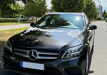 Mercedes-Benz C 220 d T Autom. -