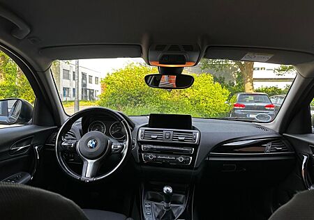 BMW 118d Advantage , Top Zustand