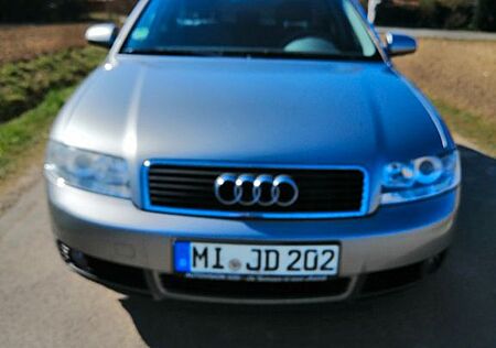 Audi A4 2.0 multitronic Avant -