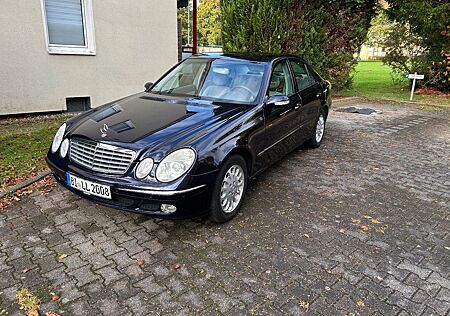 Mercedes-Benz E 220 CDI Elegance Limousine