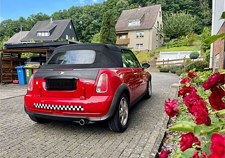 Mini One Cabrio - Youngtimer - auffallend schön
