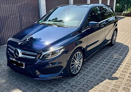 Mercedes-Benz B 220 4MATIC DCT -