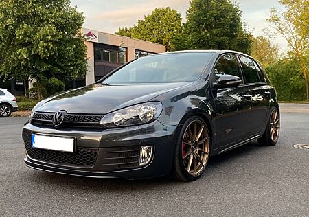 VW Golf Volkswagen 2.0 TSI GTI GTI