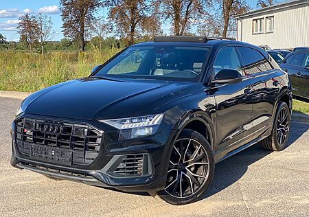 Audi SQ8 50 TDI quattro / Pano/ 286 PS/S-line