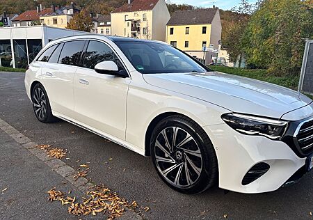 Mercedes-Benz E 300 de 4MATIC T Autom. -